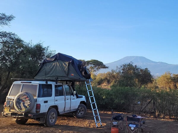 Camping in Rooftop Tent 